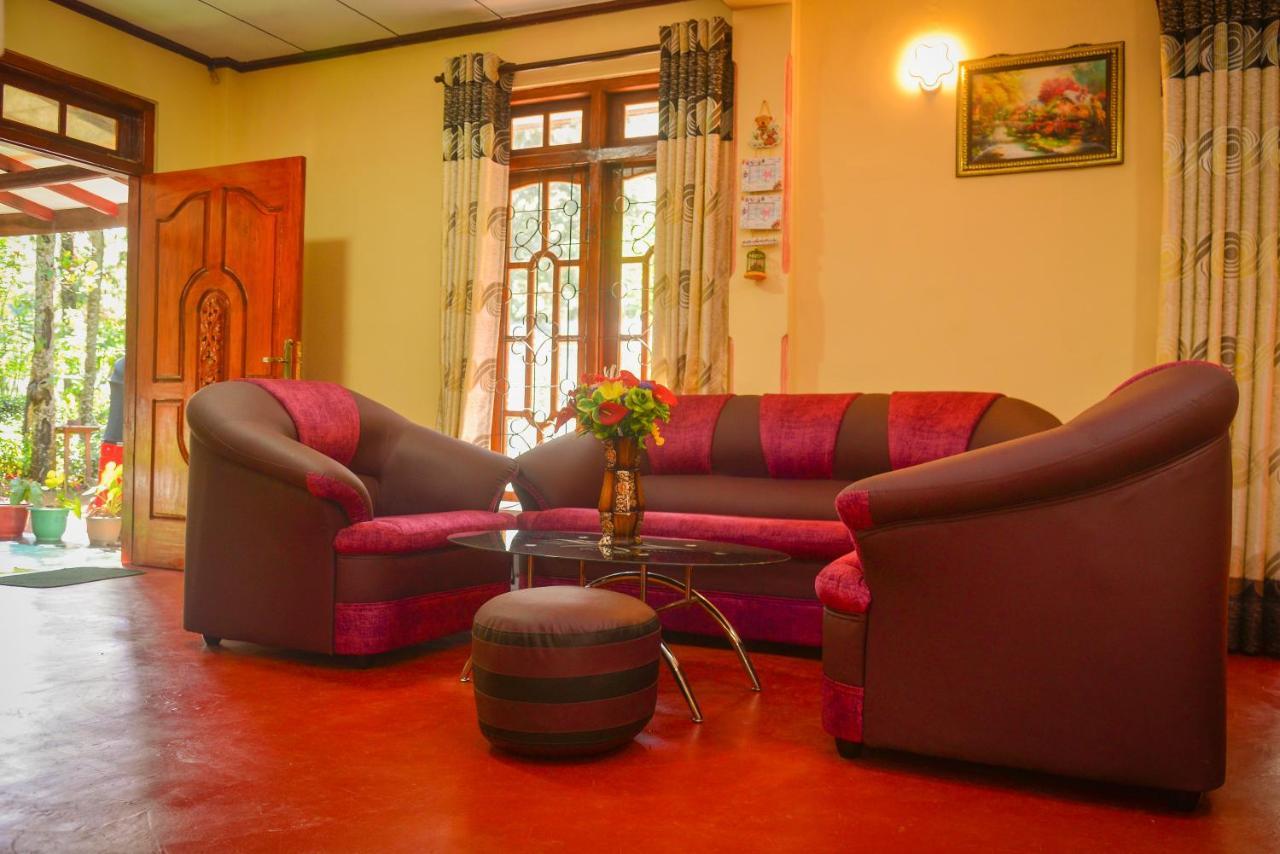 Lak Sewana Home Stay Kandy Dış mekan fotoğraf