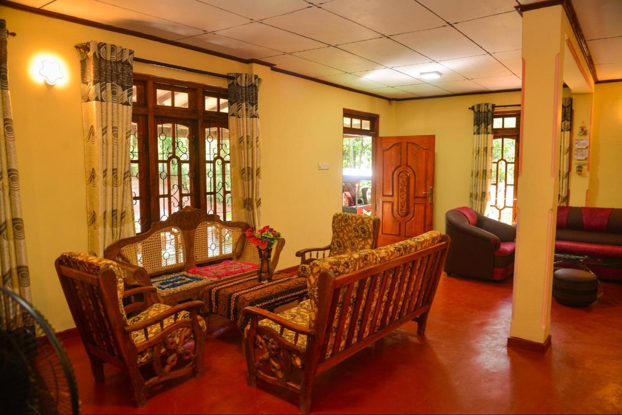 Lak Sewana Home Stay Kandy Dış mekan fotoğraf