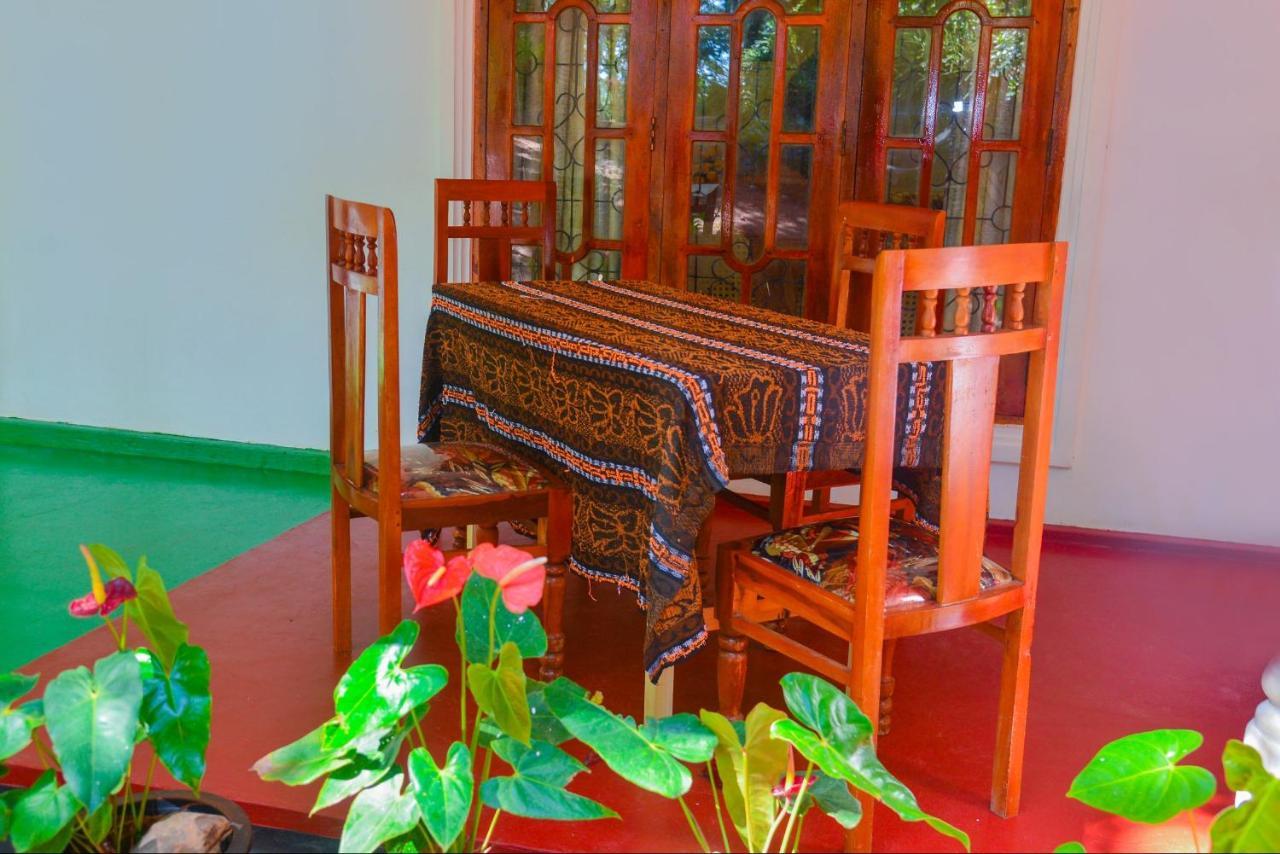 Lak Sewana Home Stay Kandy Dış mekan fotoğraf